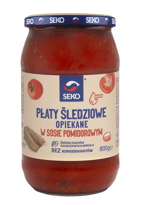 Fried herring flaps in tomato sauce